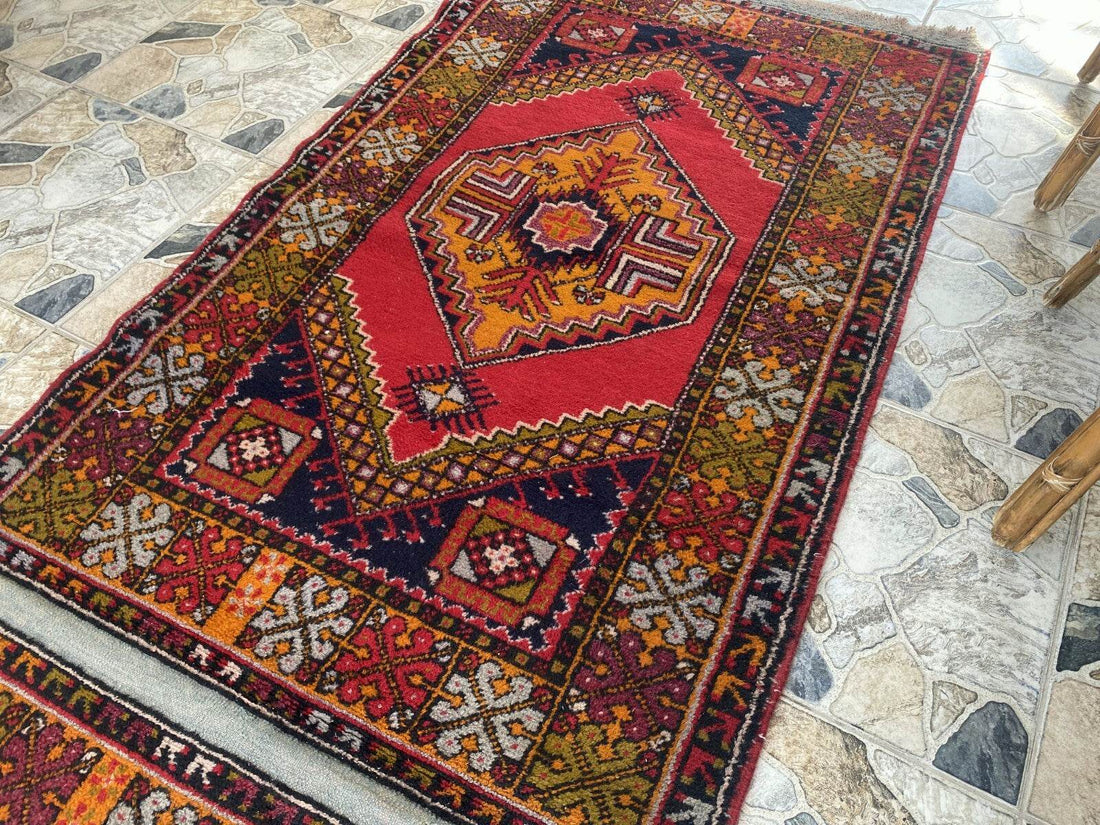 Vintage Turkish Oushak Rug | 3.3x10.8 | Wool Antique Tribal Handmade Area Rug |