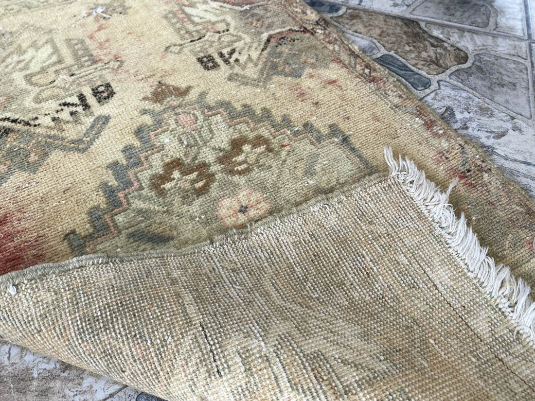 Vintage 1980s Turkish Rug - Tribal Oushak Hand-Knotted Small Carpet - 1.6x2.8 ft