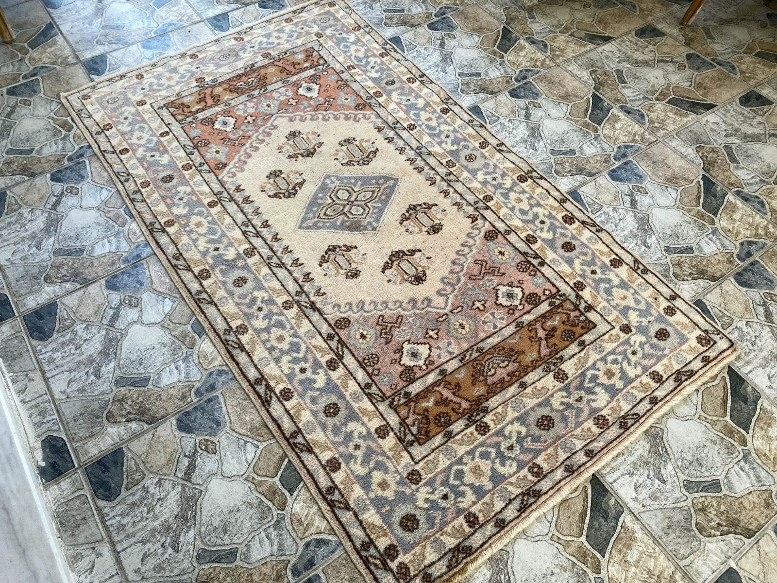 Vintage Kula Area Rug | 3.4 x 6.0 ft Hand-Knotted Wool Antique Farmhouse Carpet