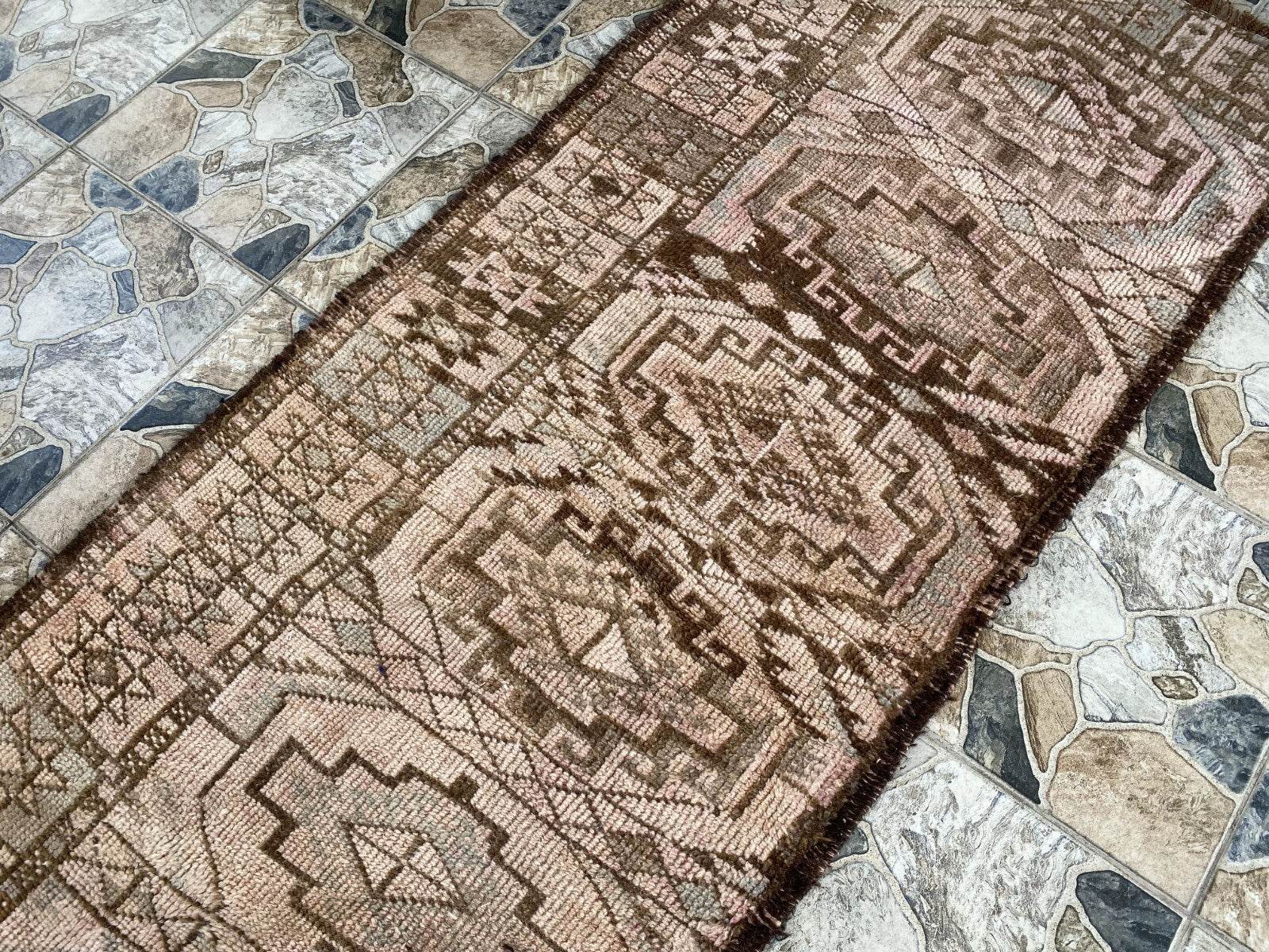 Vintage Kurdish Herki Rug | 1960s Brown Anatolian Hand-Knotted Wool Runner Rug