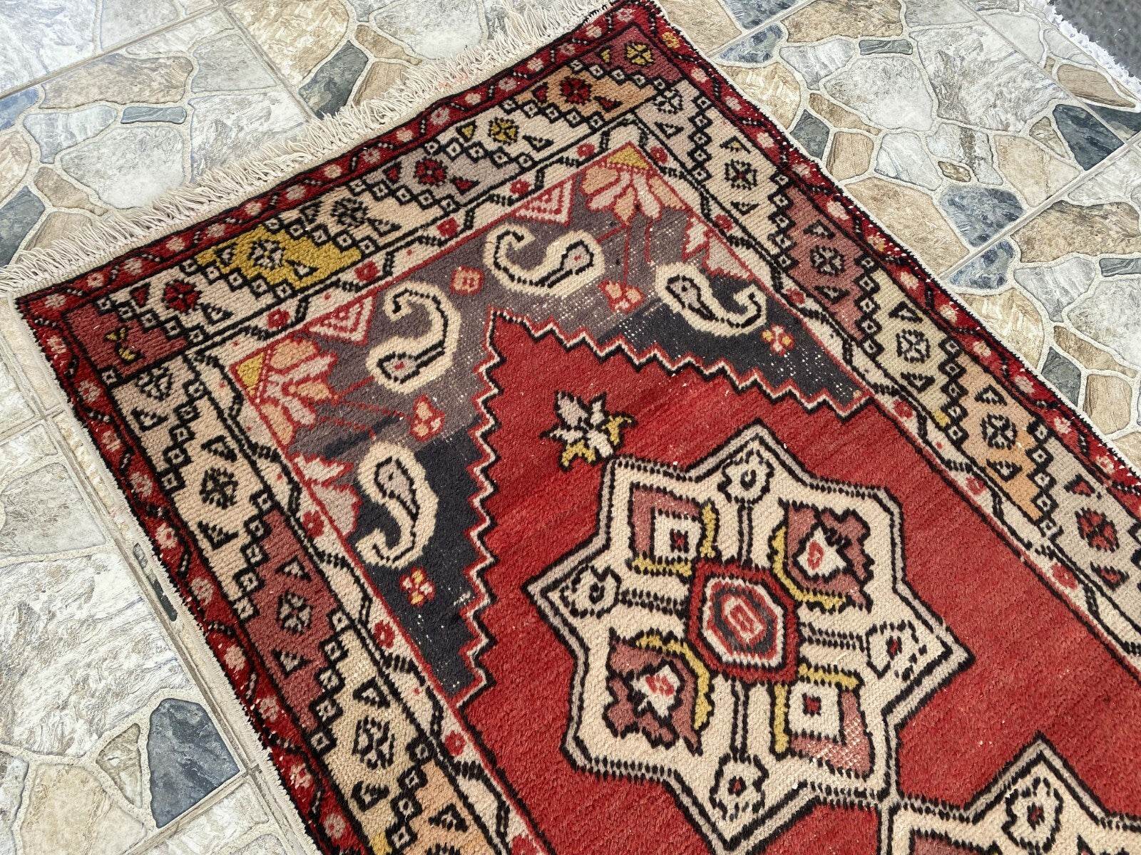 Vintage Turkish Rug | Tribal Handmade Wool Farmhouse Antique Runner 3.2ftx9.2 ft