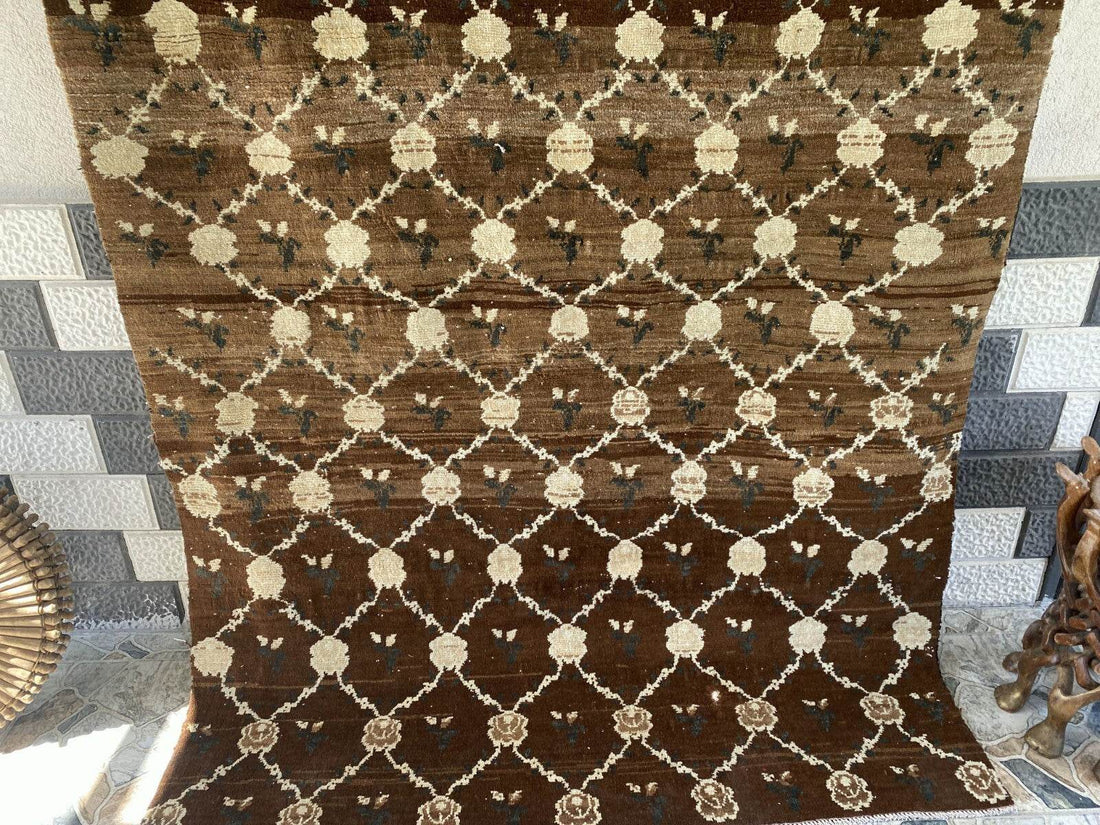 Vintage Kurdish Oushak Rug, 1980s Turkish Anatolian Hand-Knotted Wool Runner Rug