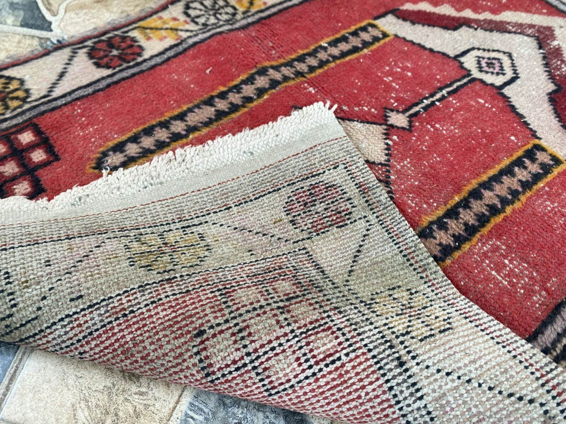 Vintage Turkish Oushak Prayer Rug | 2x3 ft | Hand-Knotted Wool Anatolian Tribal