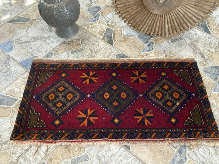 Vintage Turkish Wool Rug, Antique Hand-Knotted Geometric Oushak Small Runner 1x3
