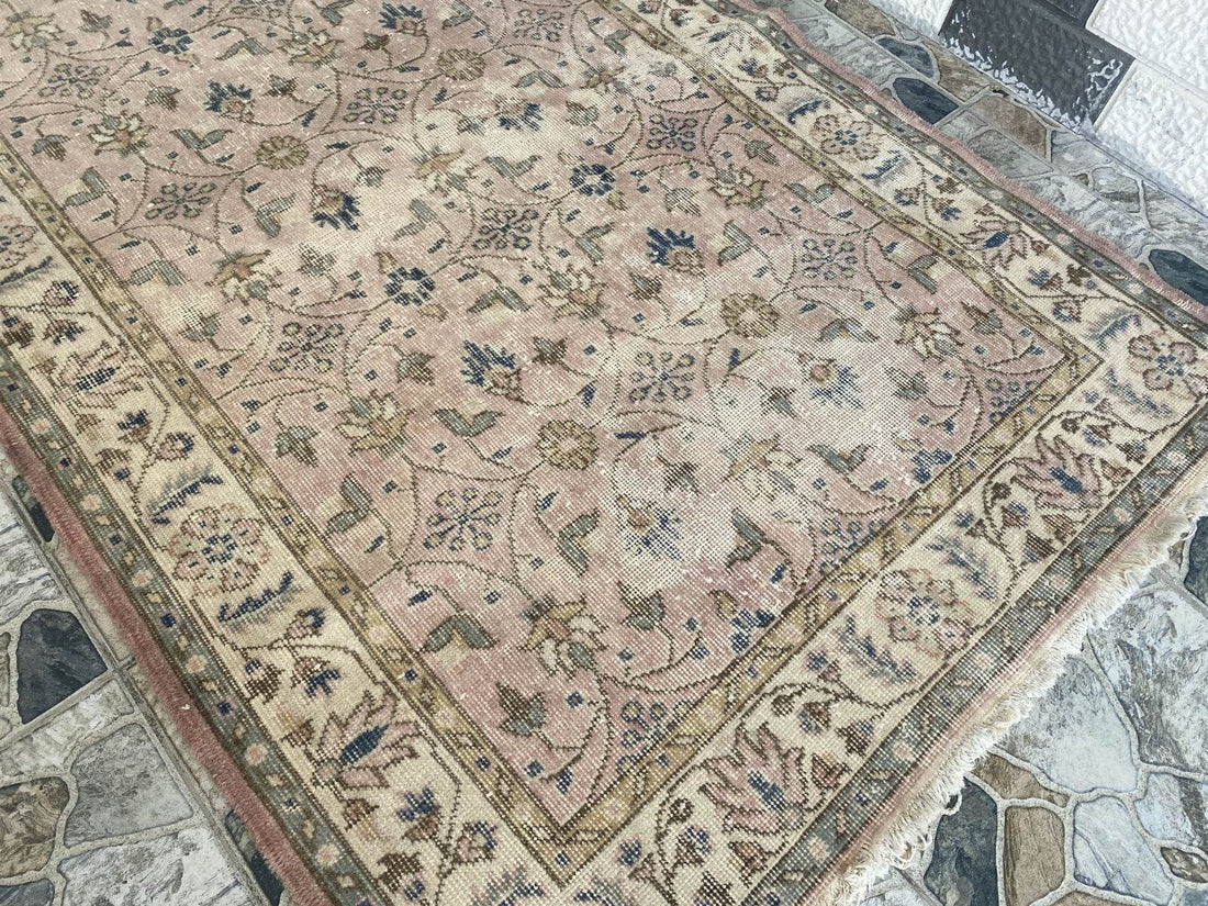 Turkish Vintage Rug | Antique Farmhouse Tribal Handmade Wool Carpet 4.1x6.9 ft