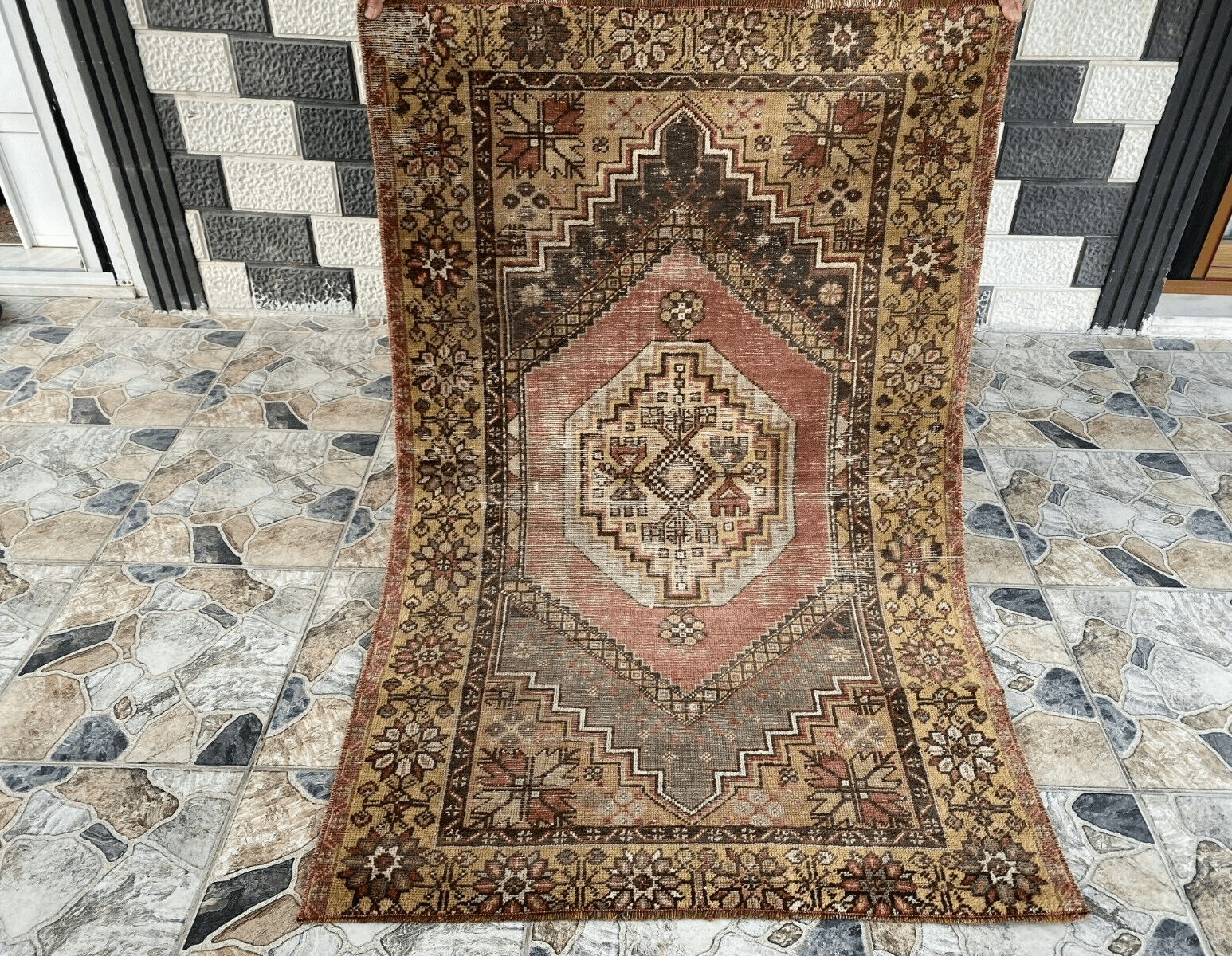 Geometric Vintage Turkish Rug, Hand-Knotted Farmhouse Anatolian Rug 3.5x5.5 Ft