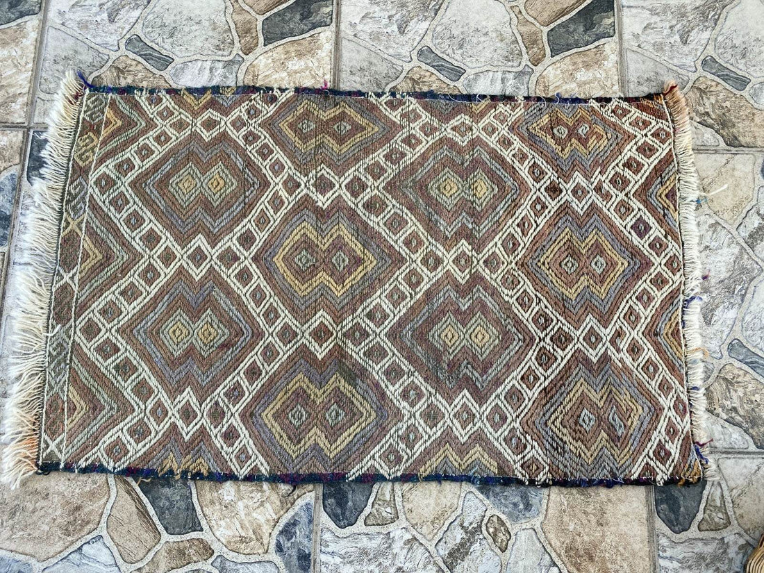 Vintage Wool Kilim Rug | Handmade Tribal Turkish Cecim, Small Farmhouse 1.9x2.9