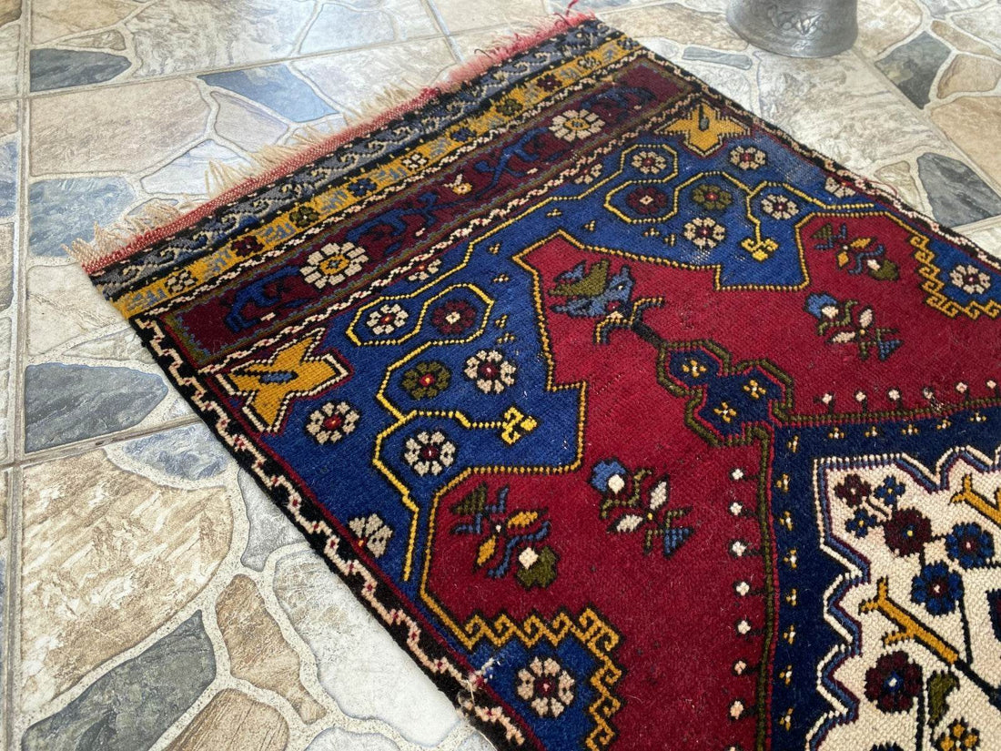 Vintage Rug | Wool Small Antique Farmhouse Anatolian Handmade Turkish Rug 2x4ft