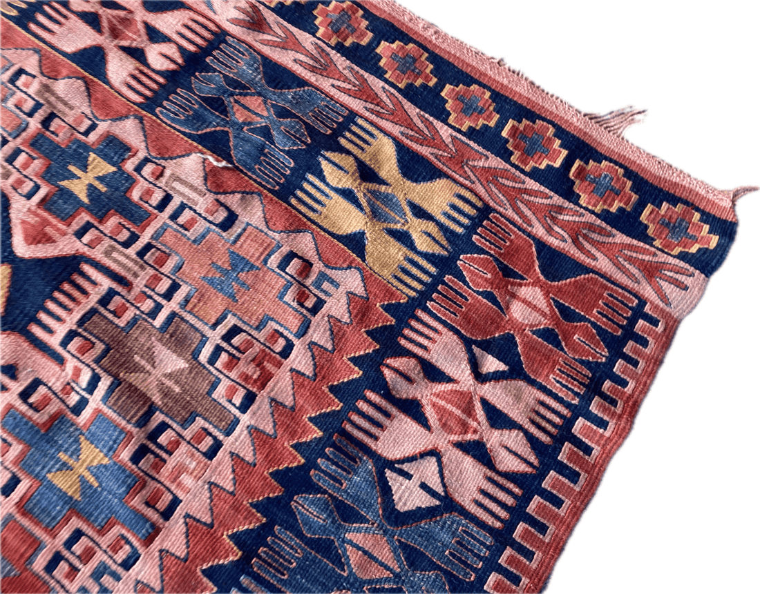 Vintage Anatolian Kilim Rug | 1970s Turkish Hand-Knotted Wool Farmhouse Area Rug