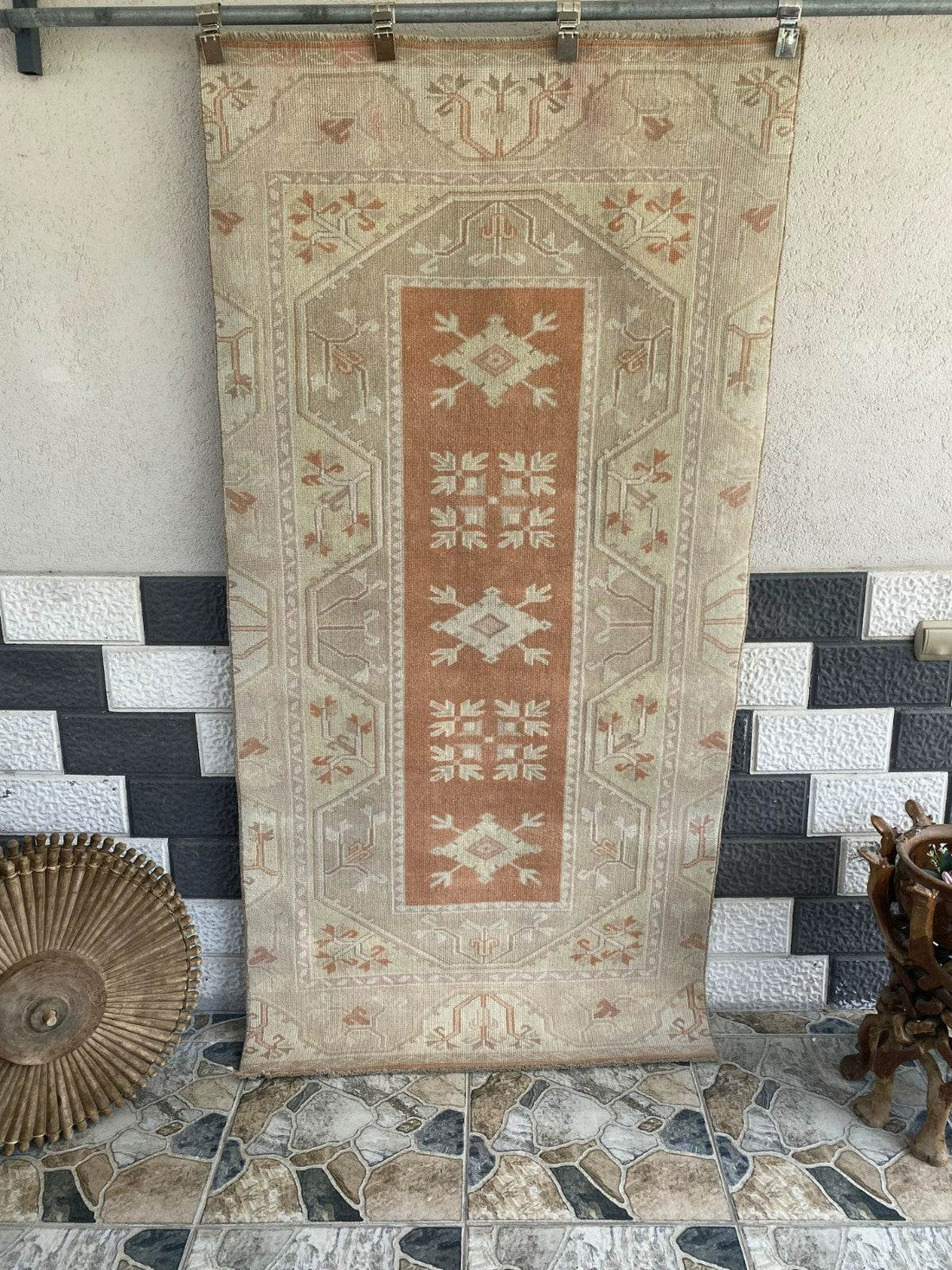 Pre 1970’s ANTIQUE ANATOLIAN FARMHOUSE RUG - GEOMETRIC TRIBAL TURKISH VINTAGE