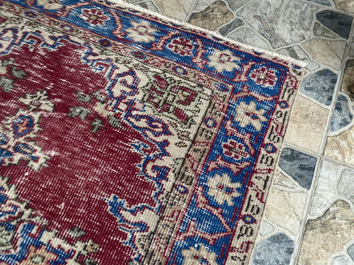 Pre 1970’s ANTIQUE ANATOLIAN FARMHOUSE RUG - GEOMETRIC TRIBAL TURKISH VINTAGE