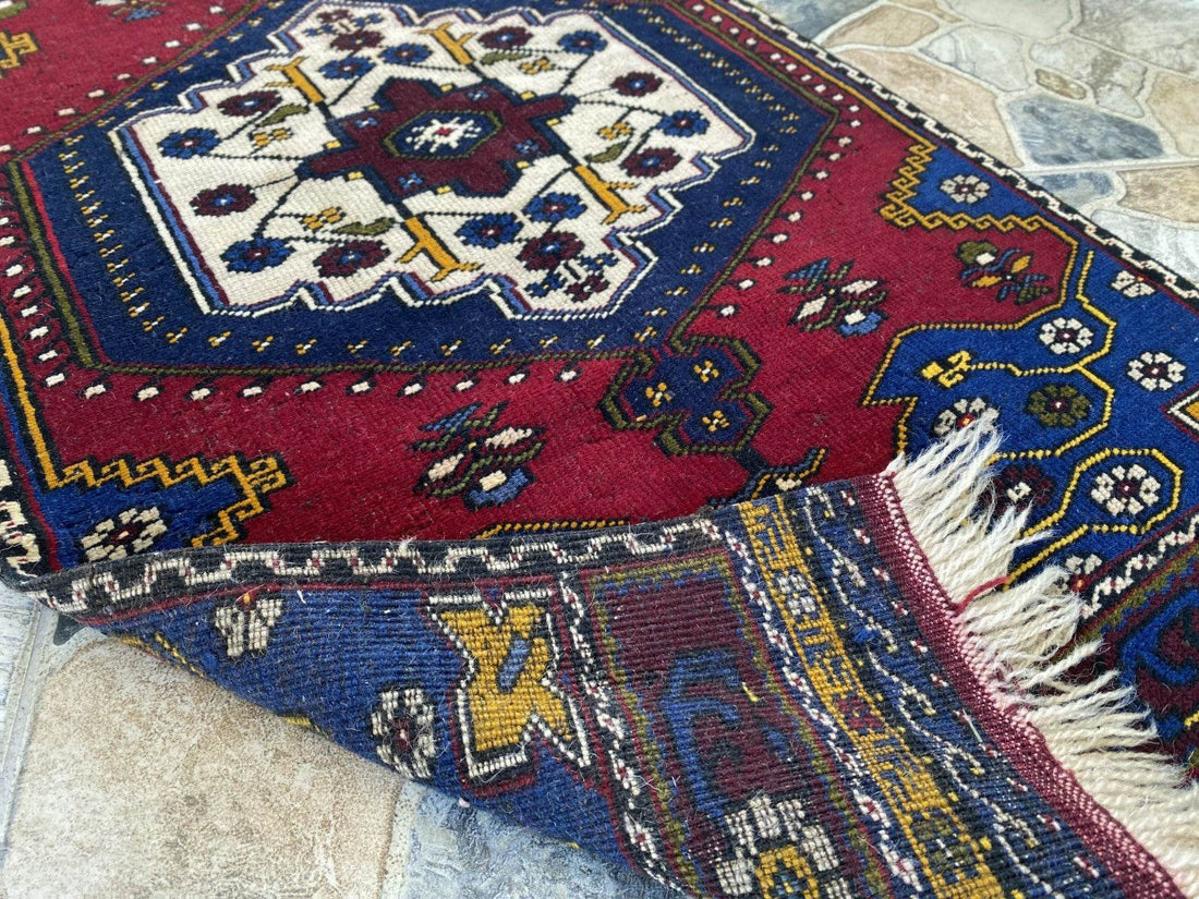 Vintage Rug | Wool Small Antique Farmhouse Anatolian Handmade Turkish Rug 2x4ft