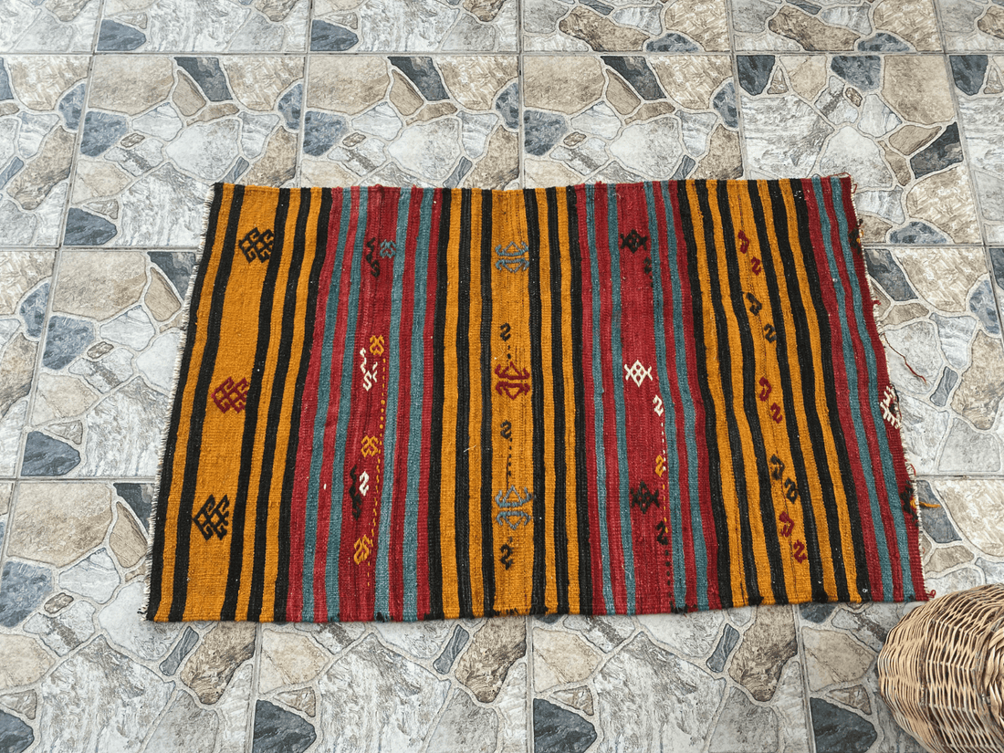 Vintage Turkish Kilim Rug | Handmade Tribal Wool Rug | Small 2x4 ft | Farmhouse