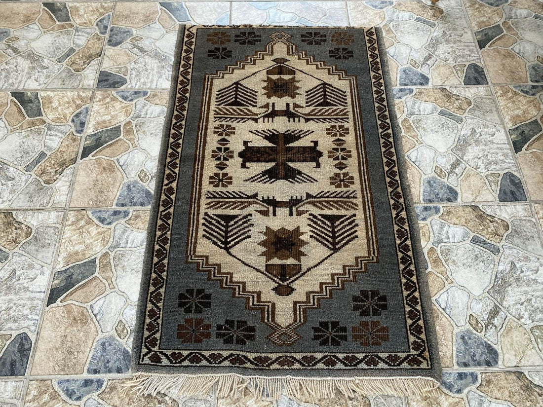 Vintage Turkish Rug | 2.5 x 3.9 ft Hand-Knotted Wool Rustic Distressed Anatolian