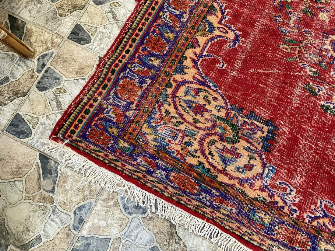 Large Vintage Wool Rug | 6.1 x 9.2 ft Faded Anatolian Carpet Hand-Knotted Carpet