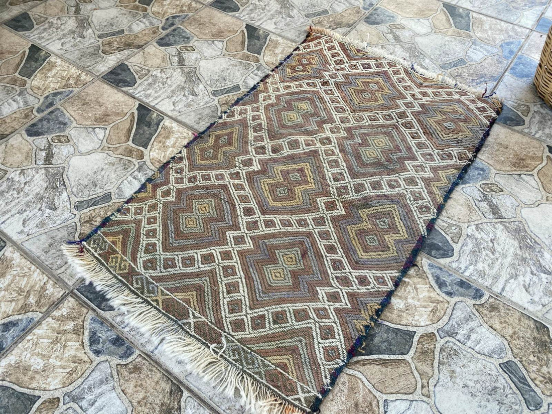 Vintage Wool Kilim Rug | Handmade Tribal Turkish Cecim, Small Farmhouse 1.9x2.9