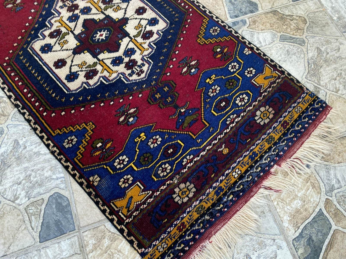 Vintage Rug | Wool Small Antique Farmhouse Anatolian Handmade Turkish Rug 2x4ft