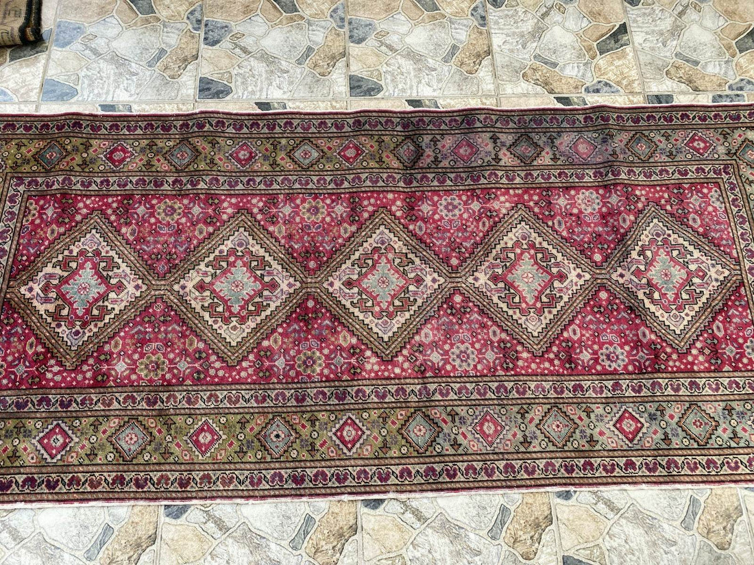 Vintage Turkish Rug 3.5 x 7.9 ft – Hand-Knotted Wool Rug, Area Anatolian Carpet