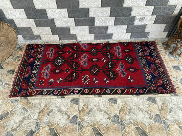 Vintage Turkish Runner Rug | 2.9 x 6.6 ft Hand-Knotted Wool Distressed Geometric