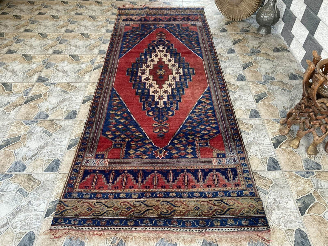 Pre 1980’s ANTIQUE ANATOLIAN FARMHOUSE RUG - GEOMETRIC TRIBAL TURKISH VINTAGE