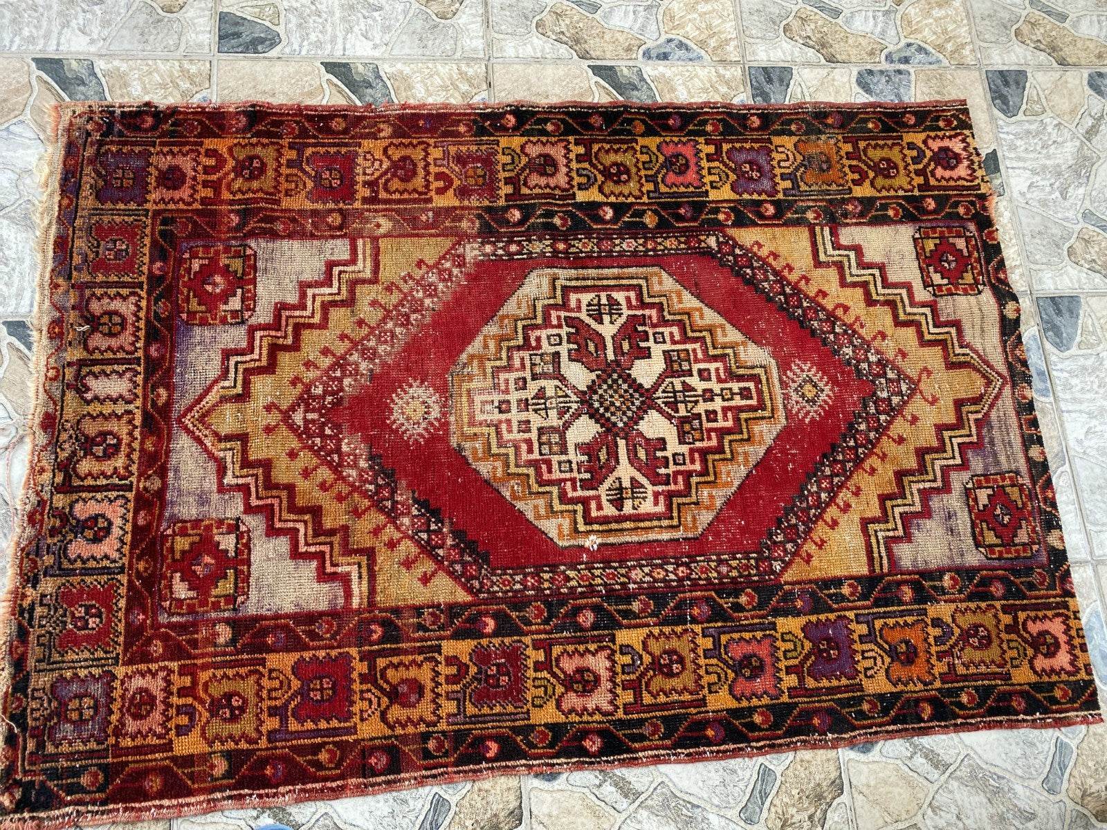 Vintage Hand-Knotted Turkish Anatolian Rug | 3.4 x 4.9 ft | Wool Area Carpet