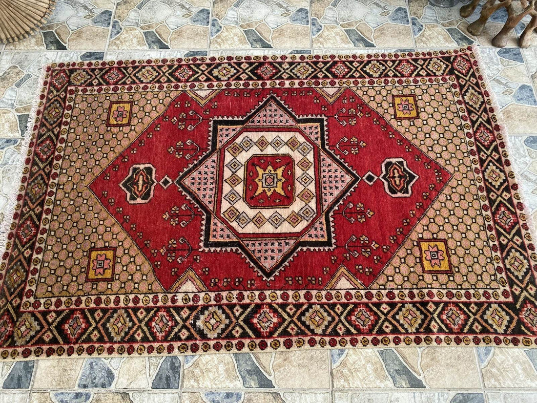 Vintage Rug | Wool Area Antique Farmhouse Anatolian Handmade Turkish Rug 4x6ft