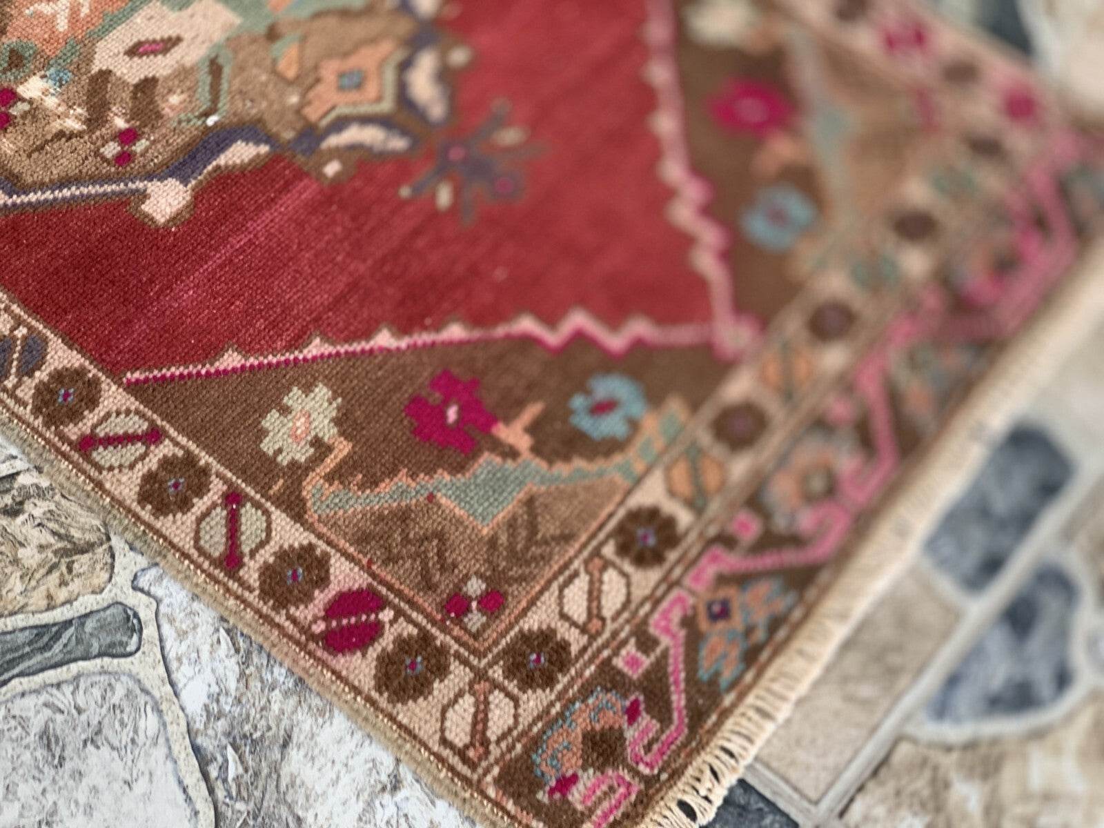 Vintage Turkish Oushak Rug, Geometric Farmhouse Antique Anatolian Rug 1.8x3.4ft