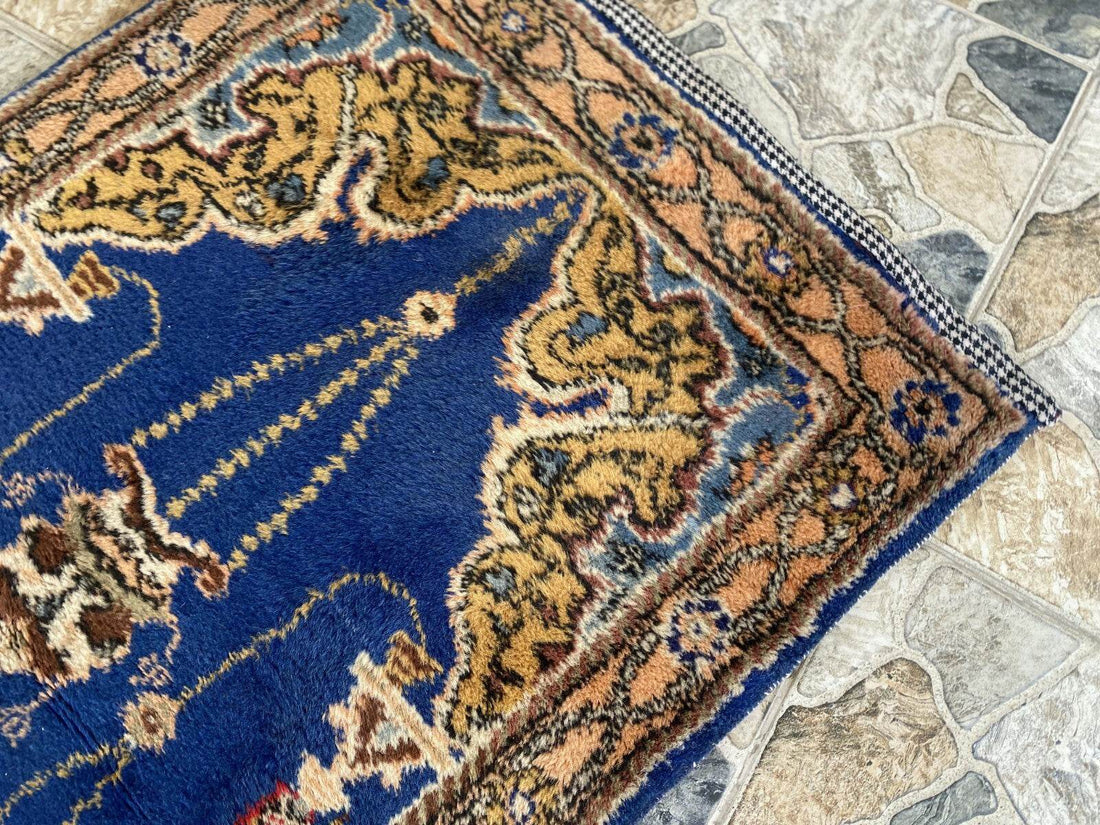 Blue Turkish Prayer Vintage Rug, 1990s Handmade Wool Geometric Farmhouse Small