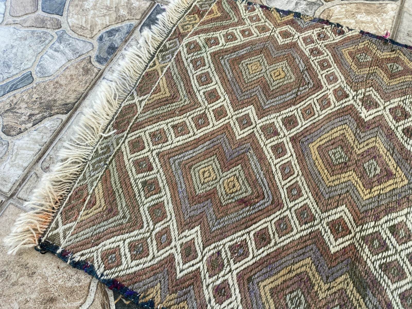 Vintage Wool Kilim Rug | Handmade Tribal Turkish Cecim, Small Farmhouse 1.9x2.9