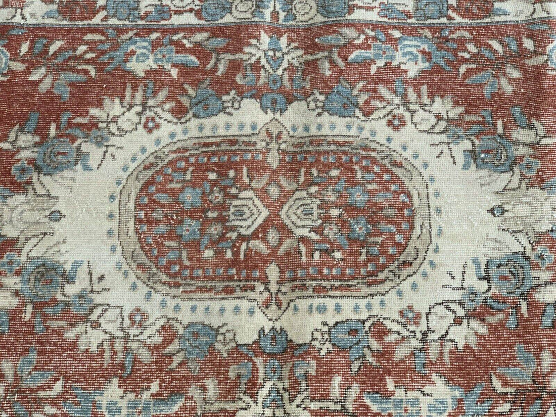 Turkish Vintage Geometric Rug,Farmhouse Vintage Anatolian Village Rug 3.9x6.9 ft