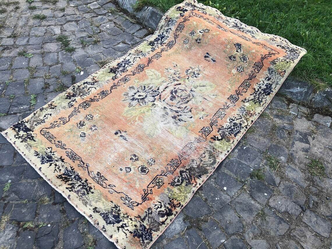 Vintage Oushak Farmhouse Rug, Handknotted Turkish Anatolian Wool Area Rug 3x5 ft