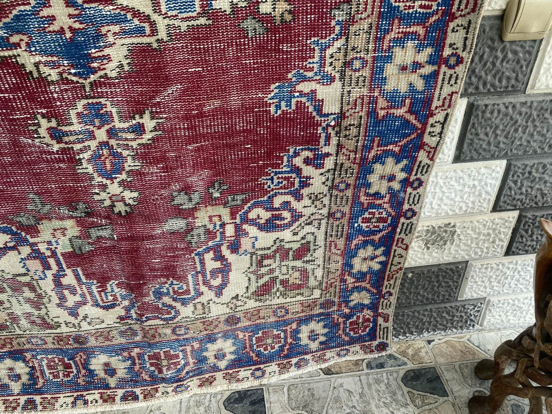 Pre 1970’s ANTIQUE ANATOLIAN FARMHOUSE RUG - GEOMETRIC TRIBAL TURKISH VINTAGE