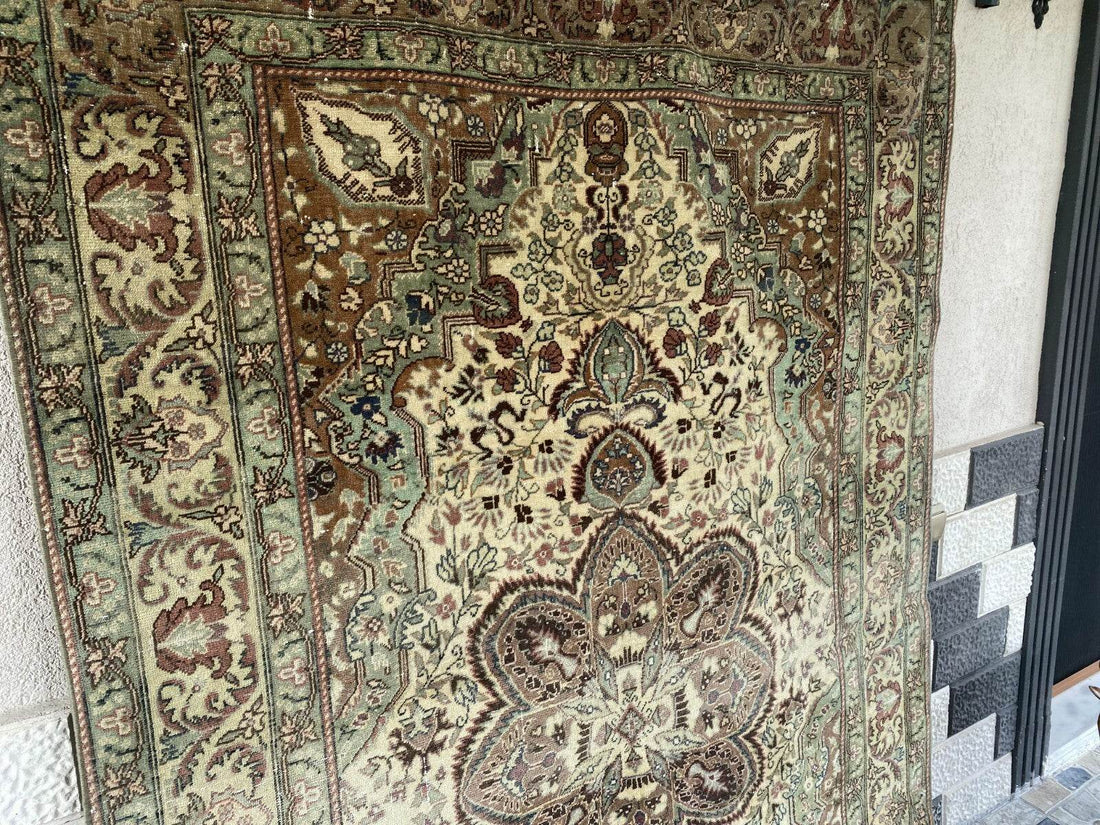 Vintage Turkish Rug,Geometric Farmhouse Antique Anatolian Village Rug 4.8x7.2 Ft