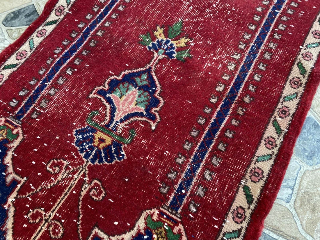 Pre 1980’s ANTIQUE ANATOLIAN FARMHOUSE RUG - GEOMETRIC PRAYER TURKISH VINTAGE