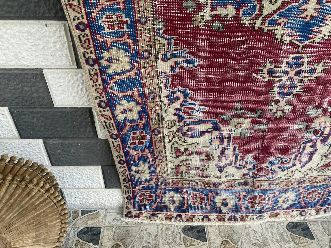 Pre 1970’s ANTIQUE ANATOLIAN FARMHOUSE RUG - GEOMETRIC TRIBAL TURKISH VINTAGE