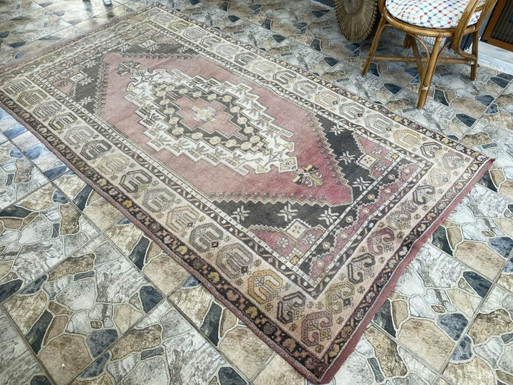 Vintage Turkish Anatolian Rug | 4.7 x 8.7 ft | Hand-Knotted Wool Tribal Carpet