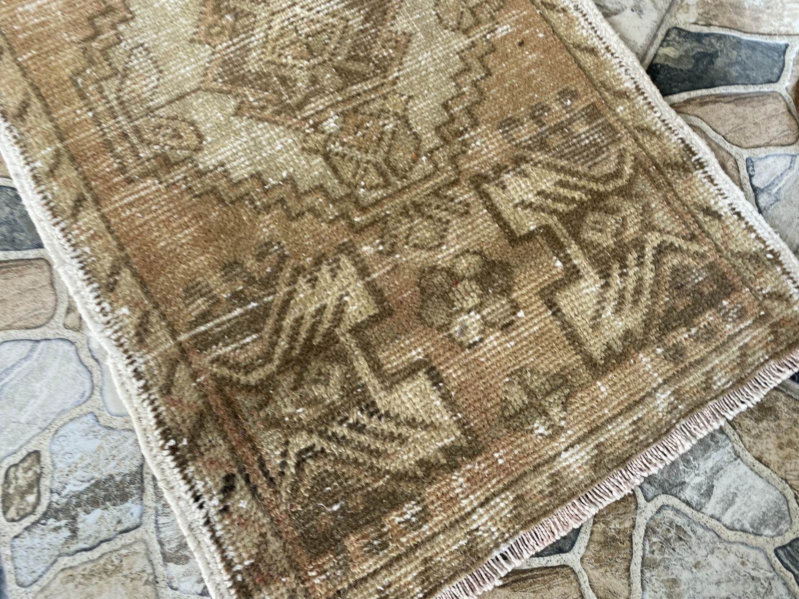 Vintage Turkish Oushak Rug | Pre-1970s Anatolian Farmhouse Carpet Geometric Rug