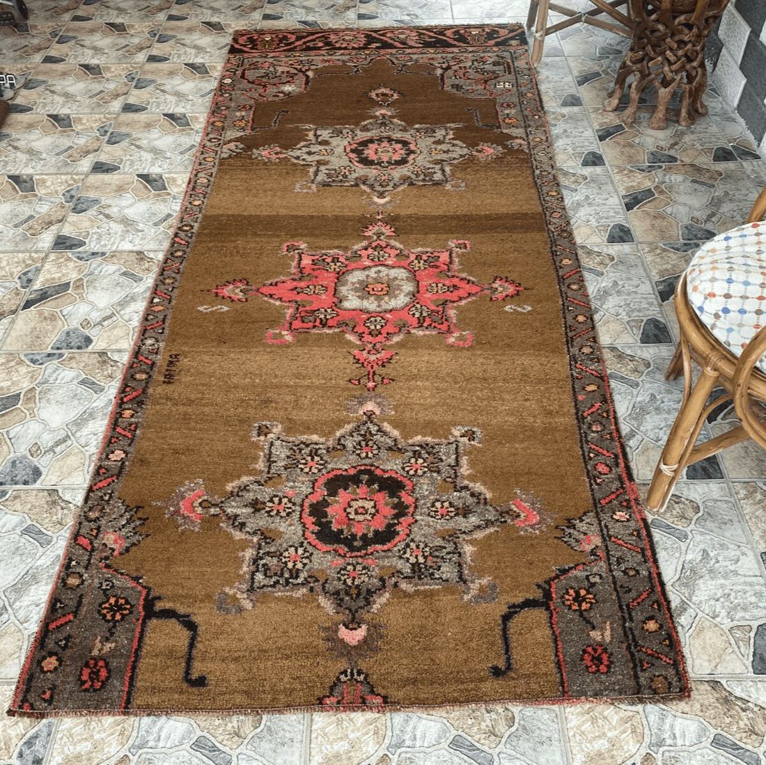 Vintage Kurdish Runner Rug | 4.1 x 10.1 ft | Hand-Knotted Wool Tribal Medallion