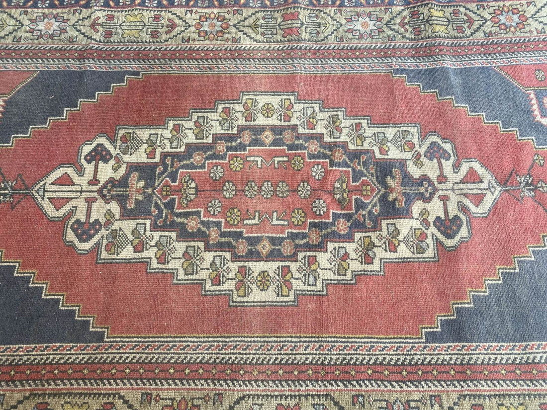 Vintage Turkish Oushak Rug, 5.0x9.7 ft Red Handmade Wool Antique Tribal Area Rug
