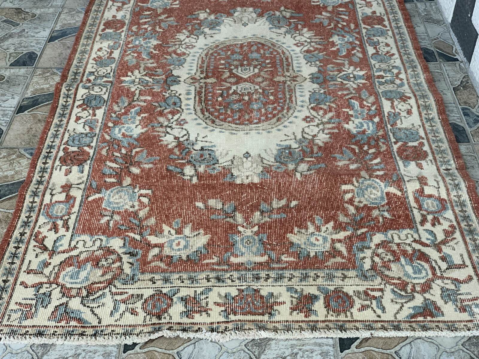 Turkish Vintage Geometric Rug,Farmhouse Vintage Anatolian Village Rug 3.9x6.9 ft