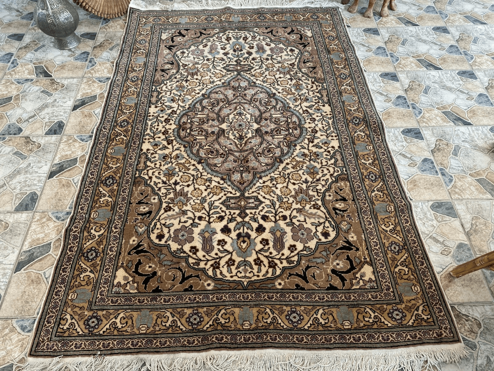 Pre 1980’s ANTIQUE ANATOLIAN TURKISH VINTAGE AREA RUG - GEOMETRIC TRIBAL KAYSERI