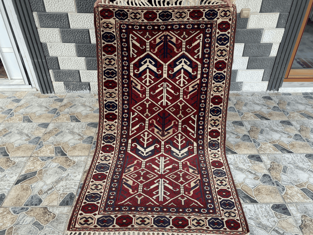 Vintage Turkish Wool Rug - 3.4x5.8 | Hand-Knotted 1980s Oushak Anatolian Tribal
