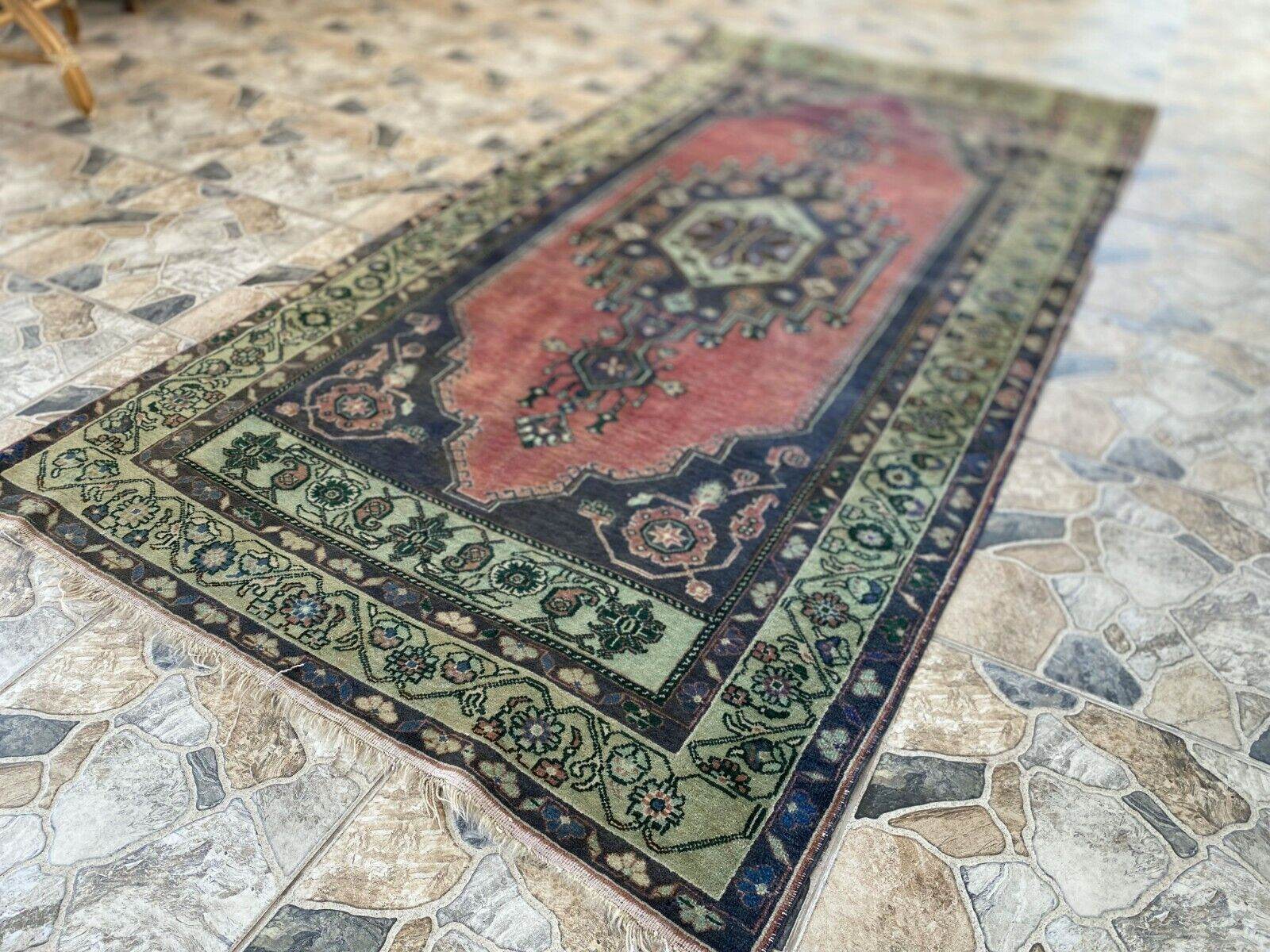 Vintage Turkish Oushak Rug | Anatolian Antique Tribal Hand-Knotted Wool 1960s