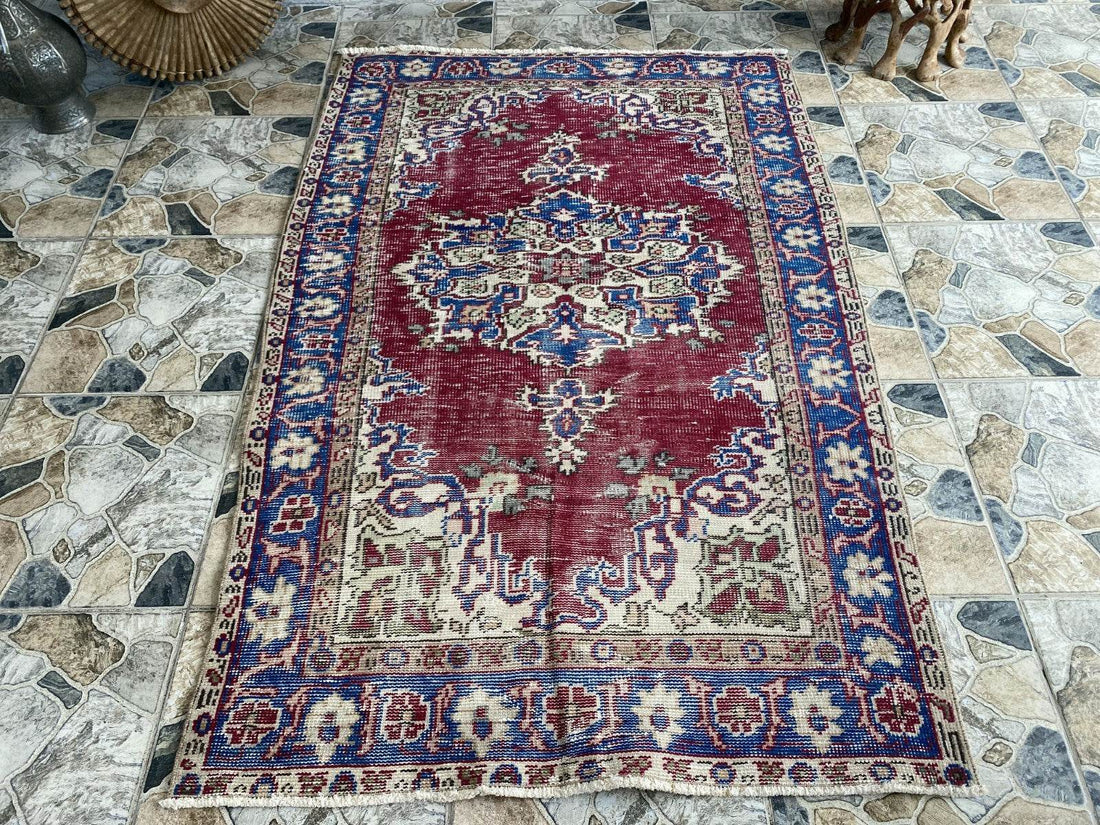 Pre 1970’s ANTIQUE ANATOLIAN FARMHOUSE RUG - GEOMETRIC TRIBAL TURKISH VINTAGE