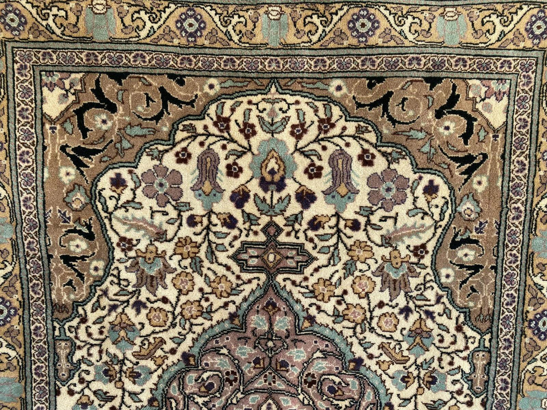 Pre 1980’s ANTIQUE ANATOLIAN TURKISH VINTAGE AREA RUG - GEOMETRIC TRIBAL KAYSERI