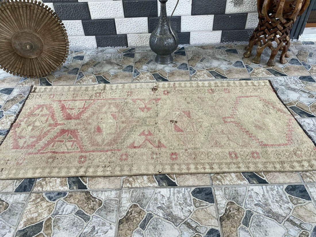 Vintage Rug | Wool Runner Antique Farmhouse Anatolian Handmade Turkish Rug 2x6ft