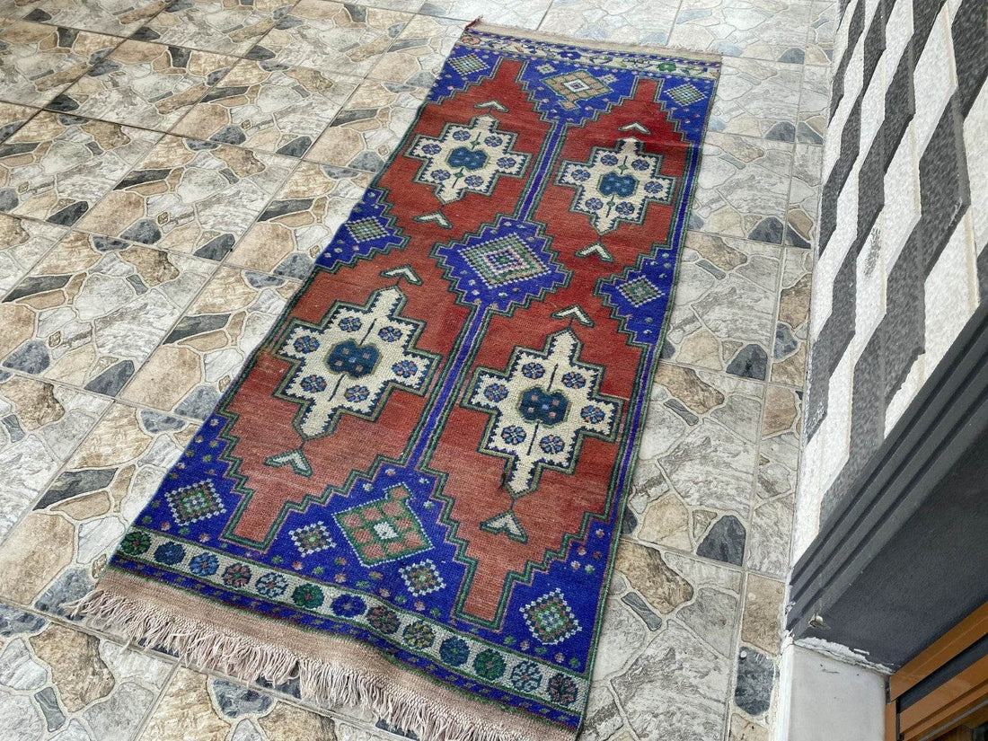 Hand-Knotted Turkish Anatolian Wool Rug | Vintage Tribal Oushak Unique Carpet