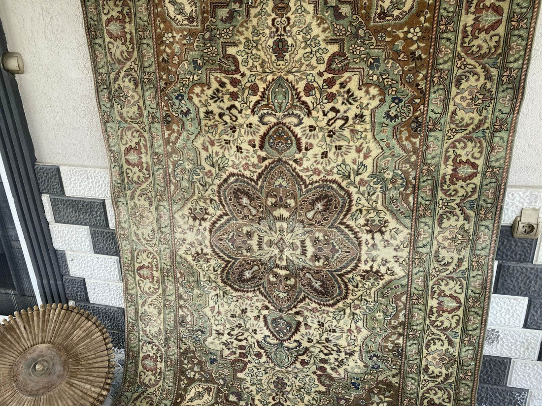 Vintage Turkish Rug,Geometric Farmhouse Antique Anatolian Village Rug 4.8x7.2 Ft