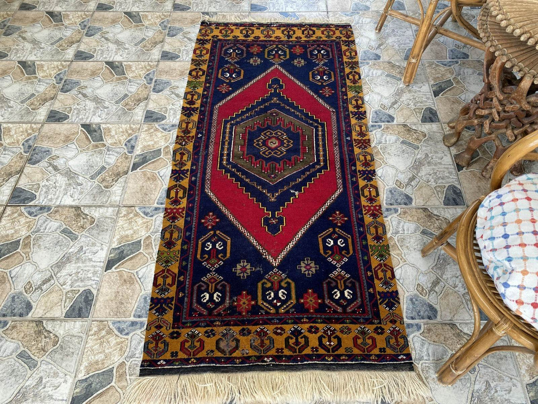 Turkish Vintage Rug,Geometric Farmhouse Antique Anatolian Village Rug 2.7x6 Ft