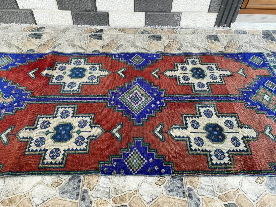 Hand-Knotted Turkish Anatolian Wool Rug | Vintage Tribal Oushak Unique Carpet